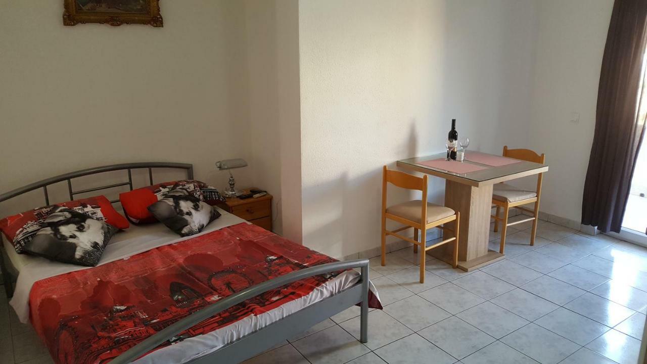Apartman Luka Daire Vodice Dış mekan fotoğraf