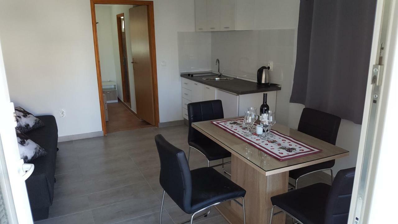 Apartman Luka Daire Vodice Dış mekan fotoğraf
